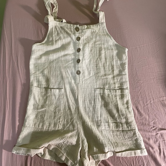 Boho tan romper - Picture 2 of 2